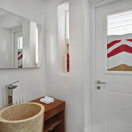 M11 - Mykos - Luxury Oasis In Kastro فيلة *